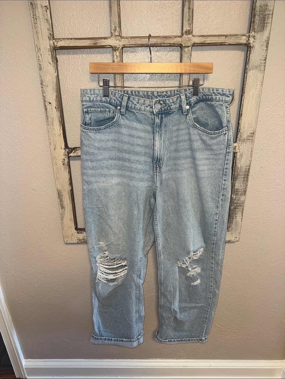 H&M Light Blue Distressed Boyfriend Jeans